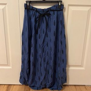 Heel Athens Lab blue/black midi harem pants size small